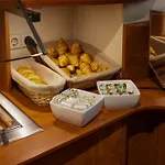 A トレイン ホテル 3*