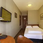 A火车酒店 3*