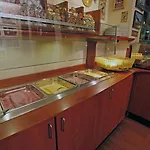 A トレイン ホテル 3*