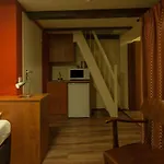 A トレイン ホテル