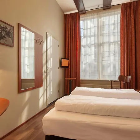 A-train Hotel 3*