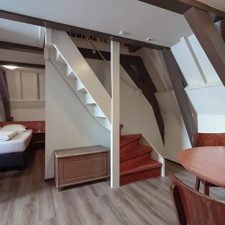 Hotel A-train Ámsterdam