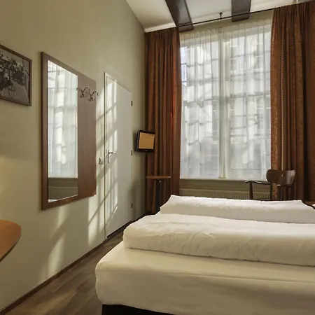 A-train Hotel 3*