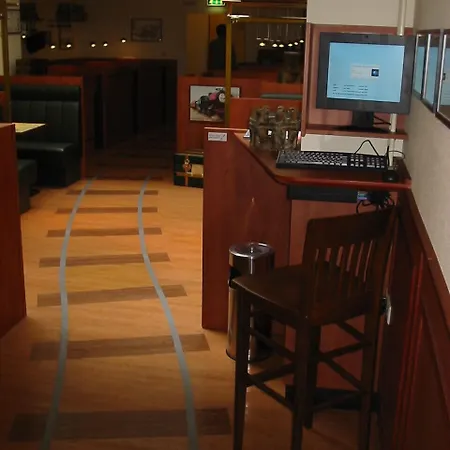 Hotel A-train 3*