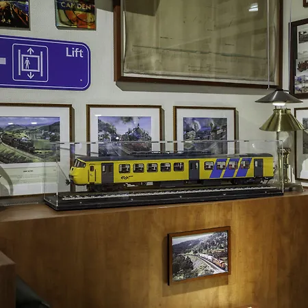Otel A-train 3*