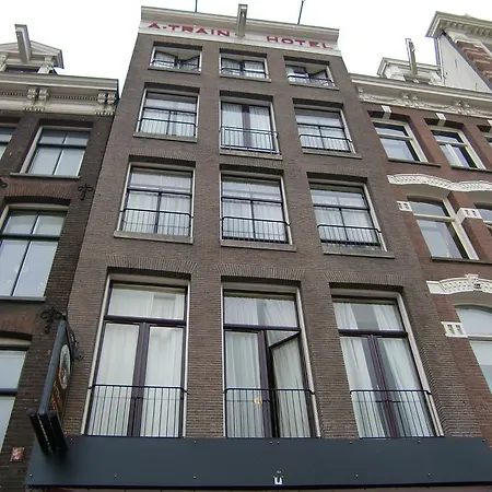A-train 3* Ámsterdam
